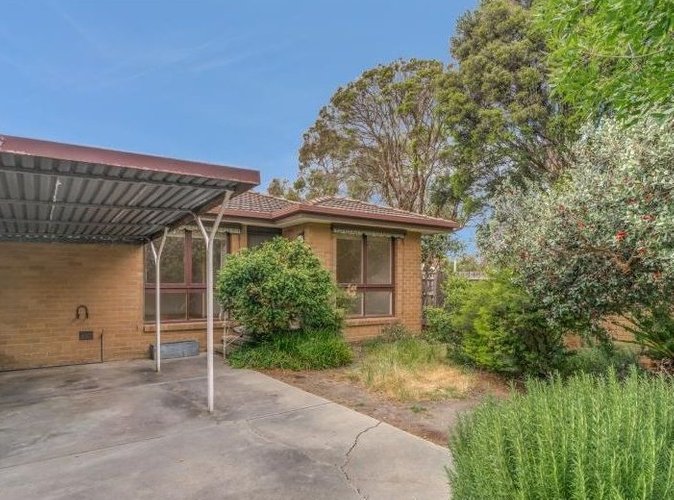 4/4 Fir Street Blackburn 3130