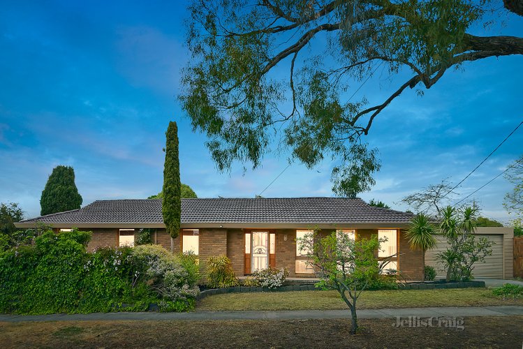 44 Guinevere Parade Glen Waverley 3150