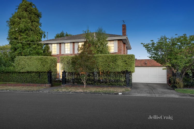 44 Mont Victor Road Kew 3101