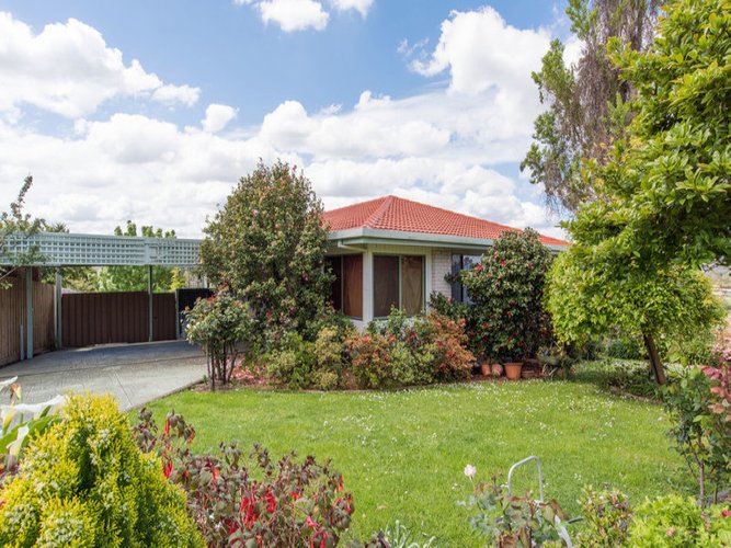 44 Struan Avenue Mooroolbark 3138