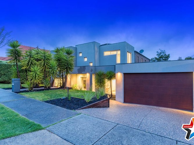 44 Valley Park Drive Mooroolbark 3138