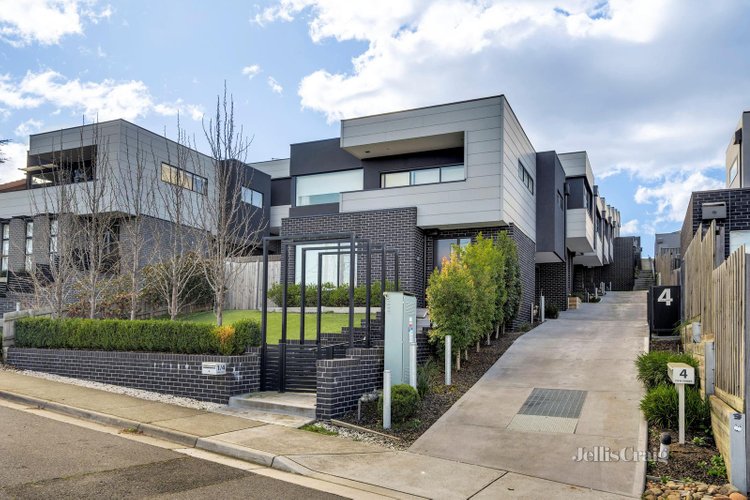 4 4 View Street Pascoe Vale 3044