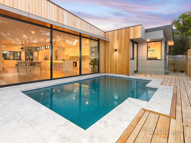 44 William Road Blairgowrie 3942