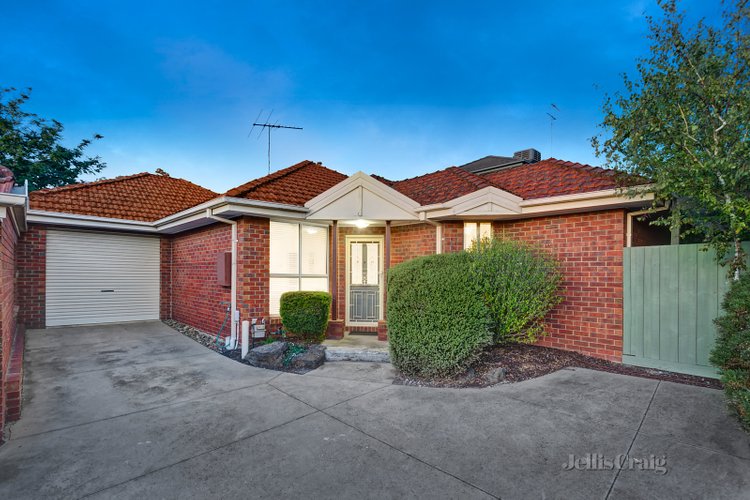 4/40 Magnolia Road Ivanhoe 3079