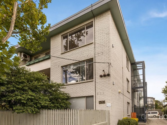 4 493 St Kilda Street Elwood 3184