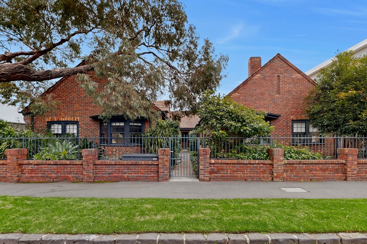 4/5-7 Spenser Street St Kilda 3182
