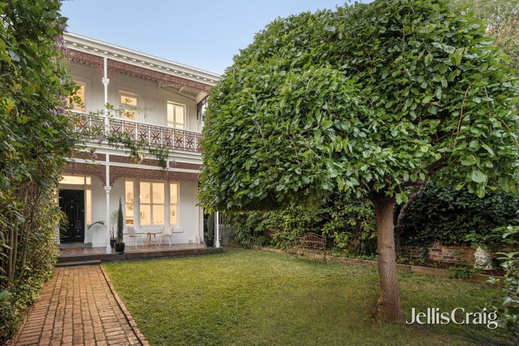 45 Cardigan Place Albert Park 3206