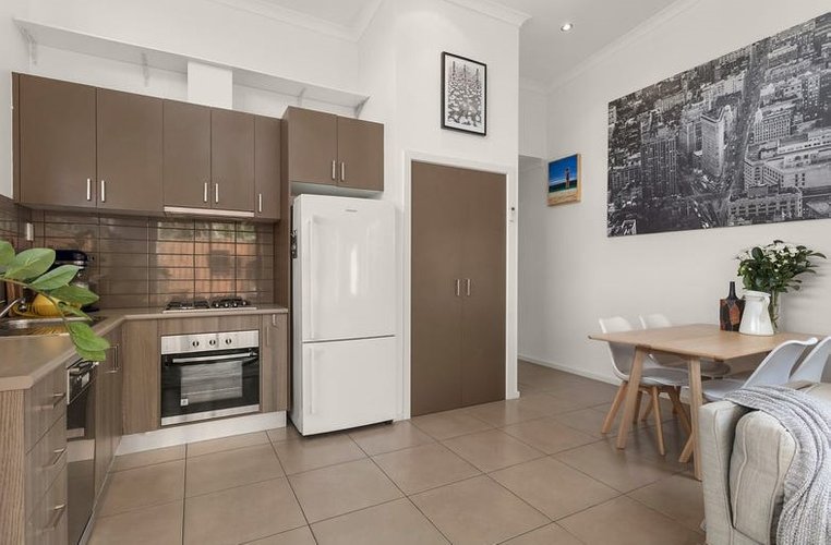4/5 Dickens Street Heidelberg Heights 3081