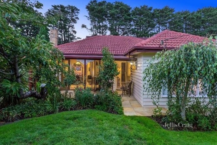 45 Kinnoull Grove Glen Waverley 3150