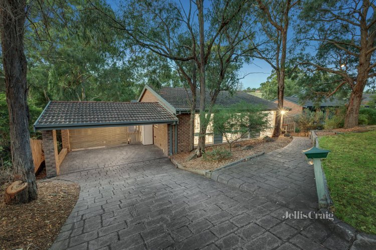 45 Milborne Crescent Eltham 3095