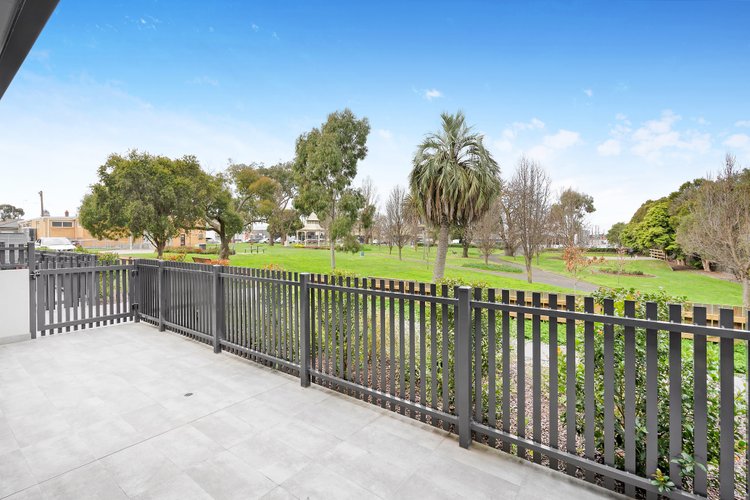 4/50 Bowlers Avenue, Geelong West