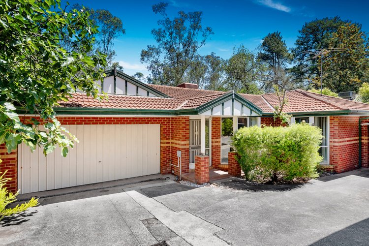 4/52 Bowen Road  Doncaster East 3109