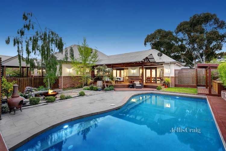 46 Brookwood Avenue Doreen 3754