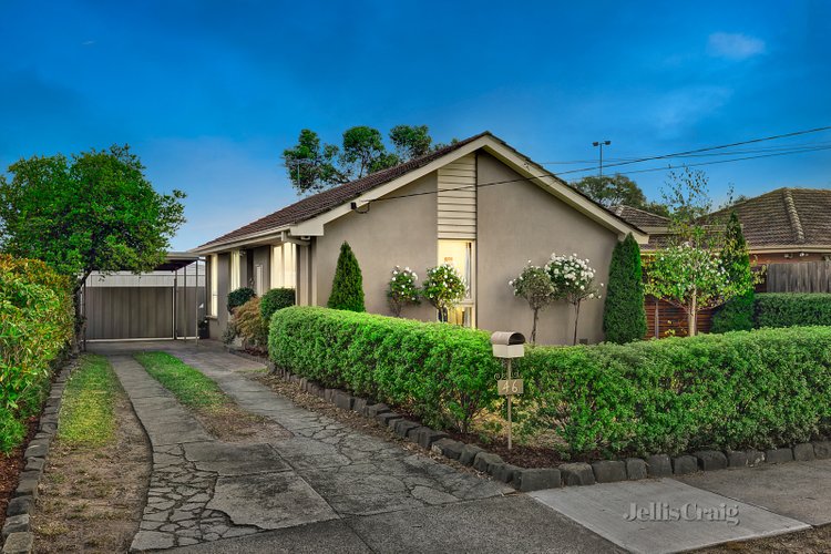 46 Earlwood Drive Wheelers Hill 3150