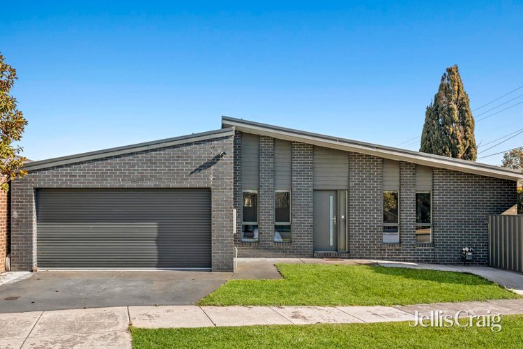 46 Portarlington Road Newcomb 3219