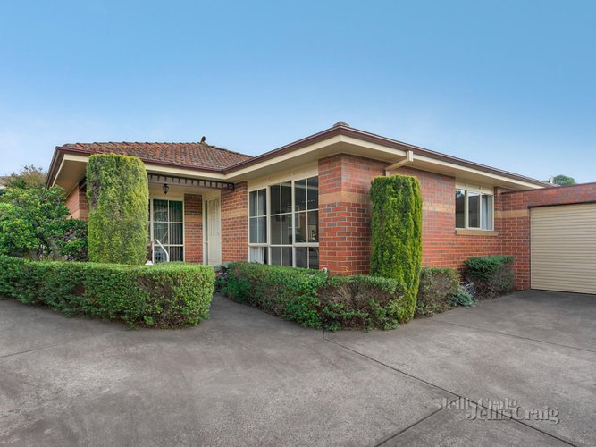 4 61 Old Warrandyte Road Donvale 3111