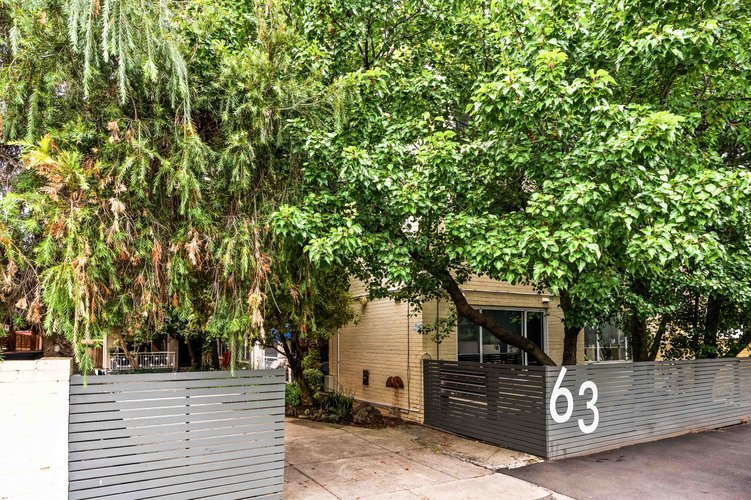 4/63 Ormond Road Elwood 3184