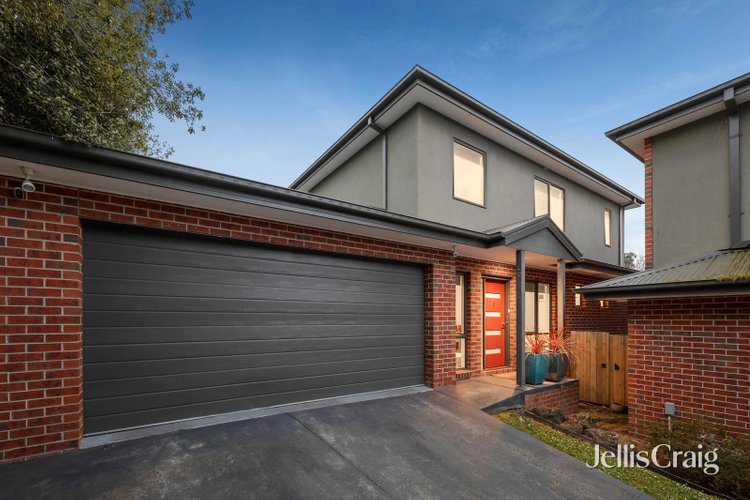 4 63 Victoria Road Chirnside Park 3116
