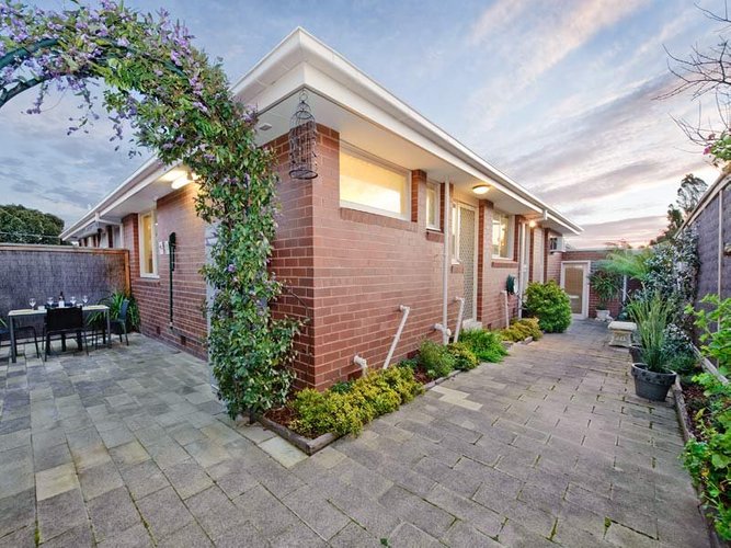 4 68 Medway Street Box Hill North 3129