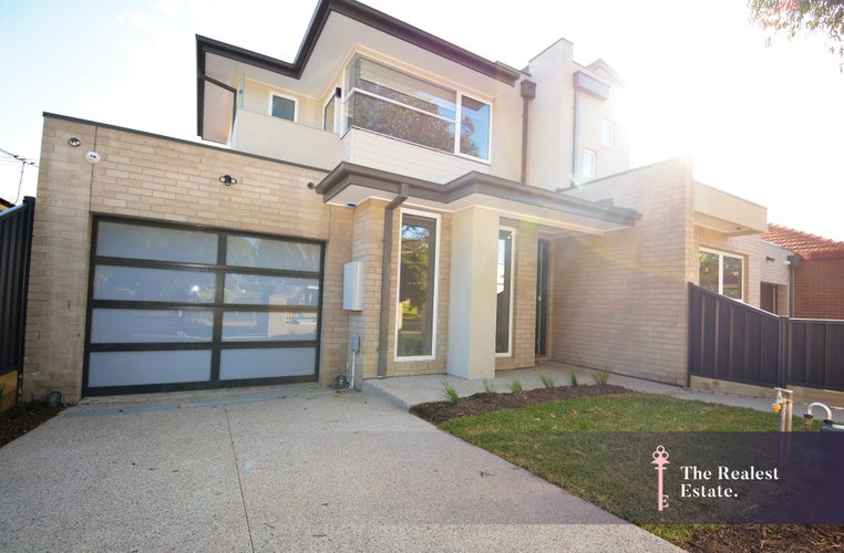 47 Alpine Grove  Pascoe Vale 3044