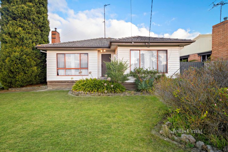 47 Cambridge Street Wendouree 3355