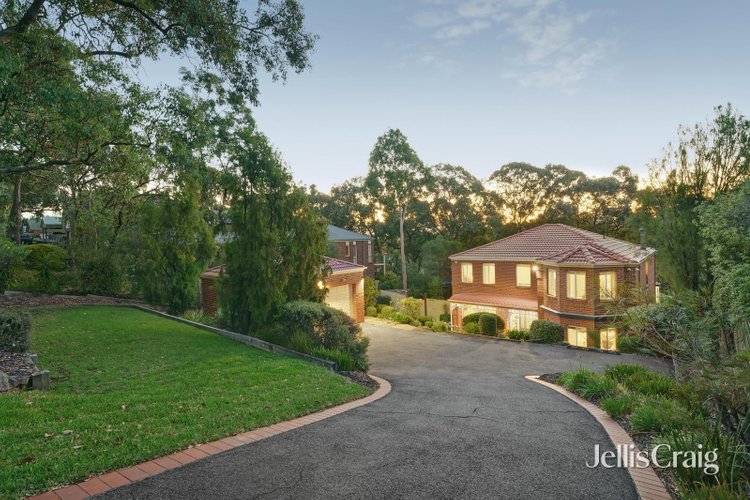 47 Maroong Drive Eltham 3095