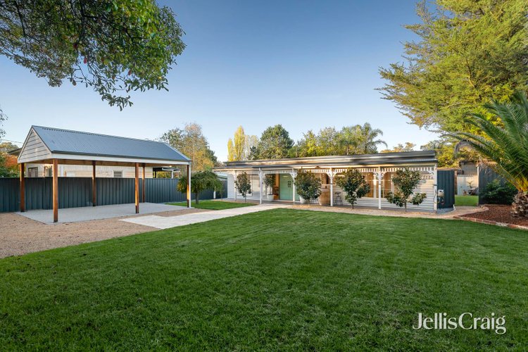 47 Monbulk Road Mount Evelyn 3796