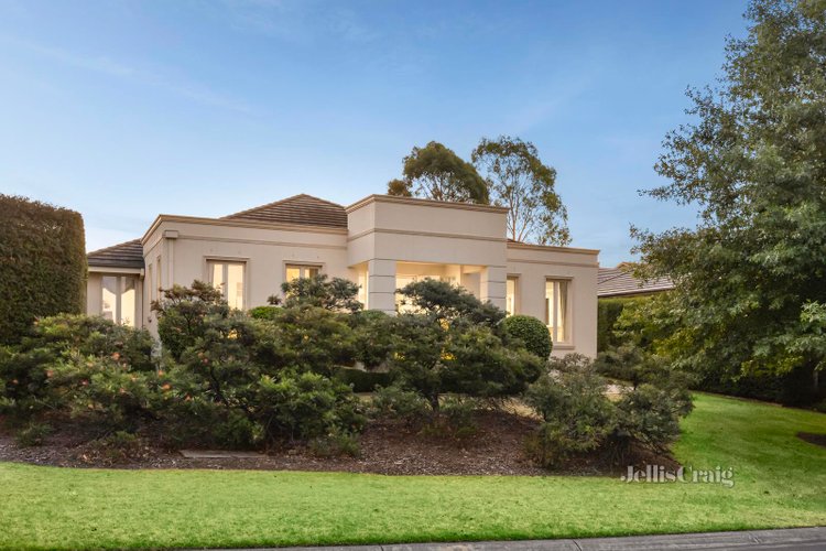 47 St John Circle Chirnside Park 3116