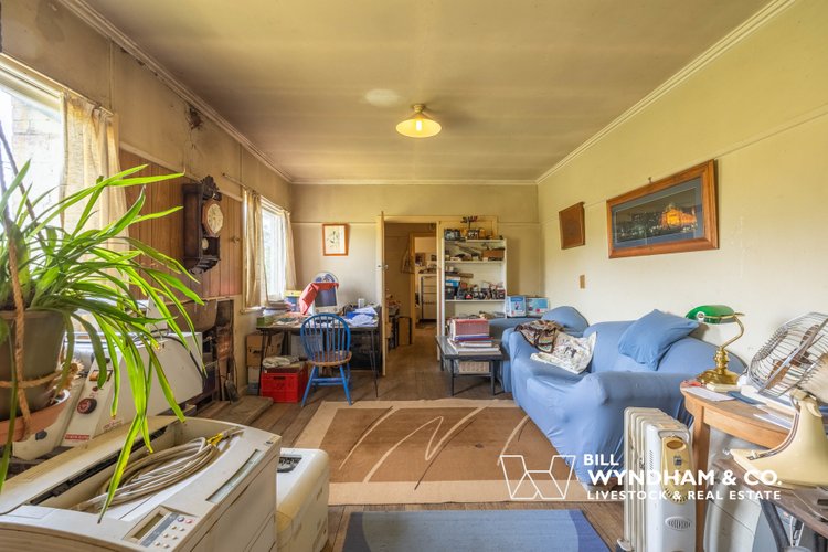 472 Little River Road, Ensay North