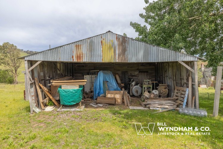 472 Little River Road, Ensay North