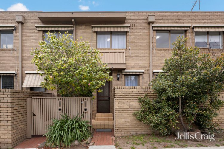 4 76 Baroda Street Travancore 3032