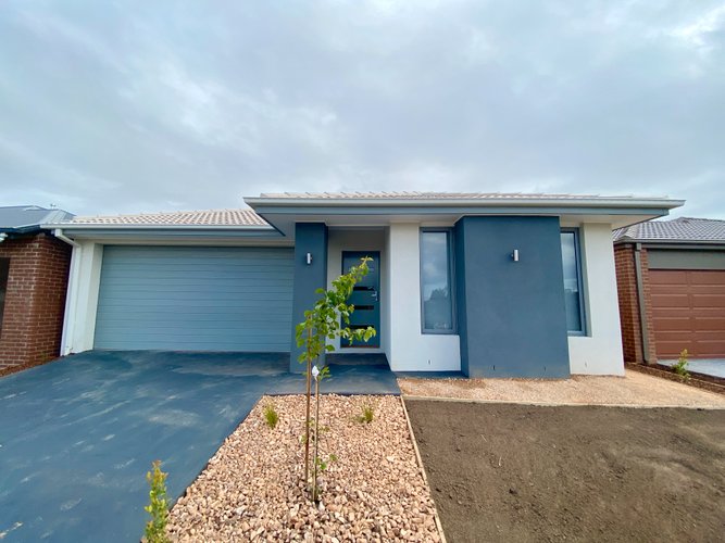 48 Eagle Road Armstrong Creek 3217