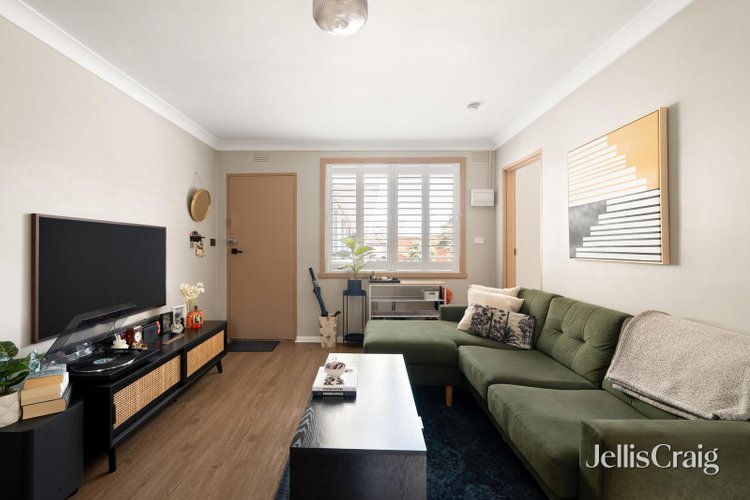 4 8 Passfield Street Brunswick West 3055