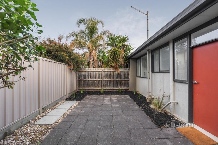 4 8 York Street Bonbeach 3196