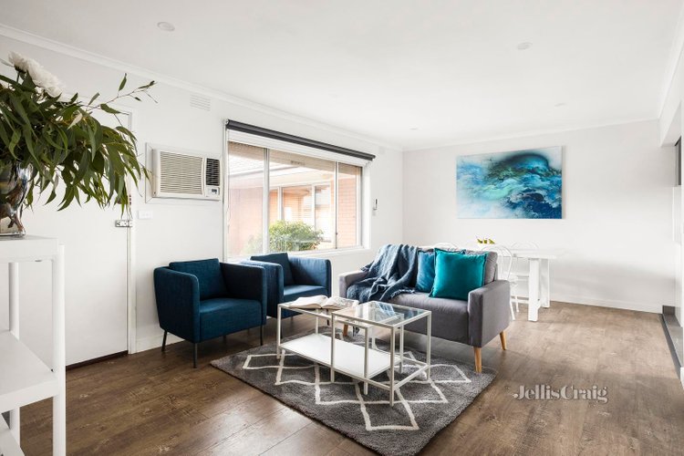 4 82 Henty Street Reservoir 3073