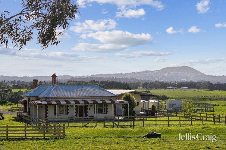 4844 Colac-Ballarat Road Napoleons 3352
