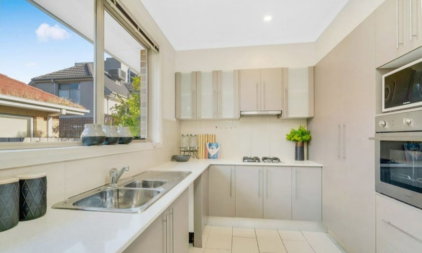 4/850-852 Blackburn Road Clayton 3168