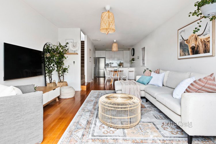 4 853 High Street Reservoir 3073