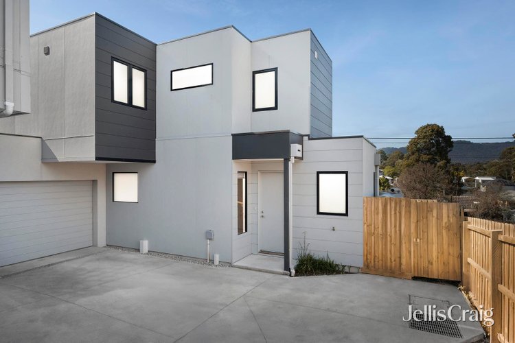 4 88 Winyard Drive Mooroolbark 3138