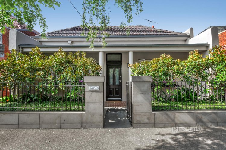 49 Dinsdale Street Albert Park 3206