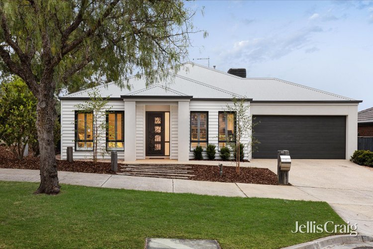 49 Eminence Boulevard Doreen 3754