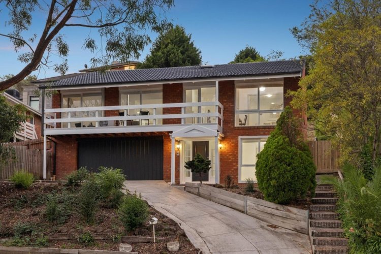 49 Long Valley Way Doncaster East 3109