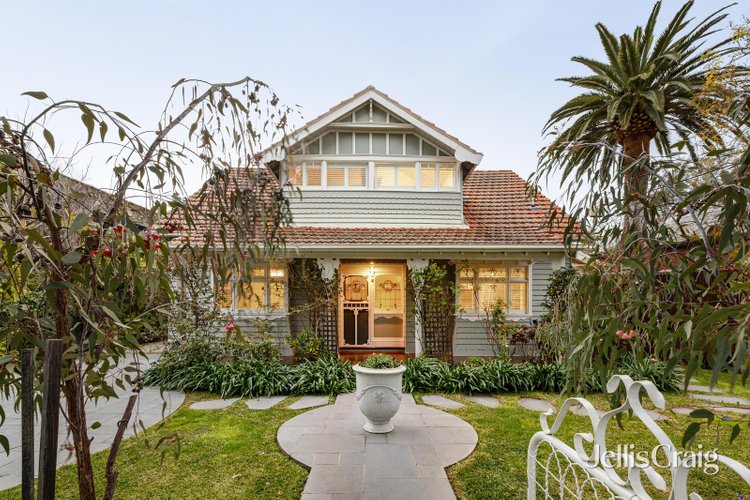 49 Lucerne Crescent Alphington 3078