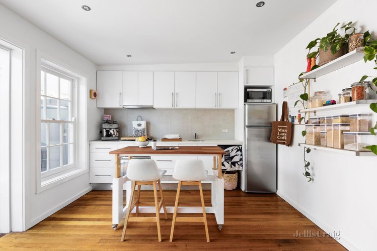 49 MacArthur Place South Carlton 3053