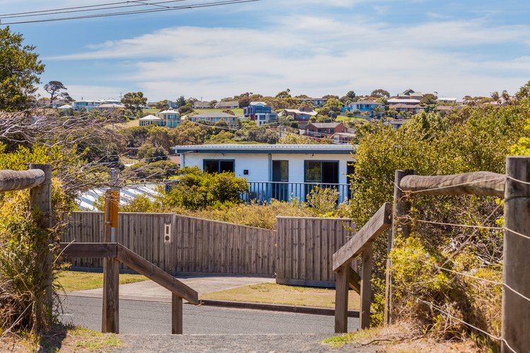 49 Ocean Throughway, Ocean Grove