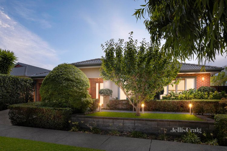 49 Worcester Crescent Bundoora 3083
