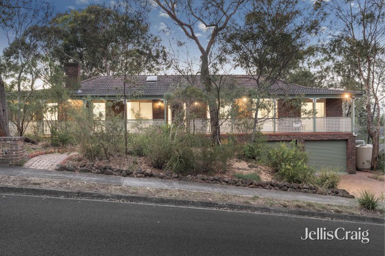 49 Wycliffe Crescent Eltham 3095