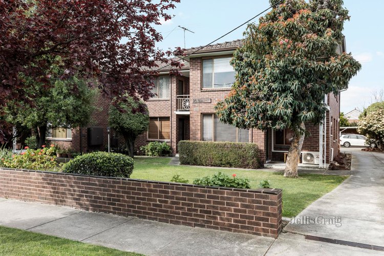4 90-92 Primrose Street Essendon 3040