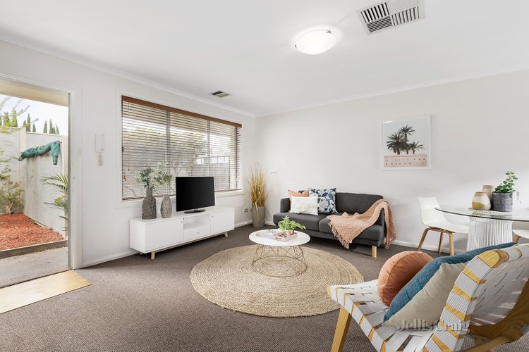 4/90 Tinning Street Brunswick 3056