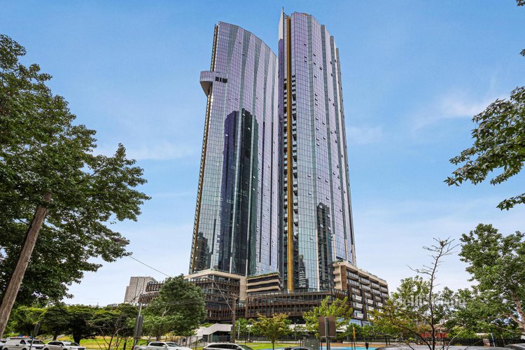 4904 18 Hoff Boulevard Southbank 3006